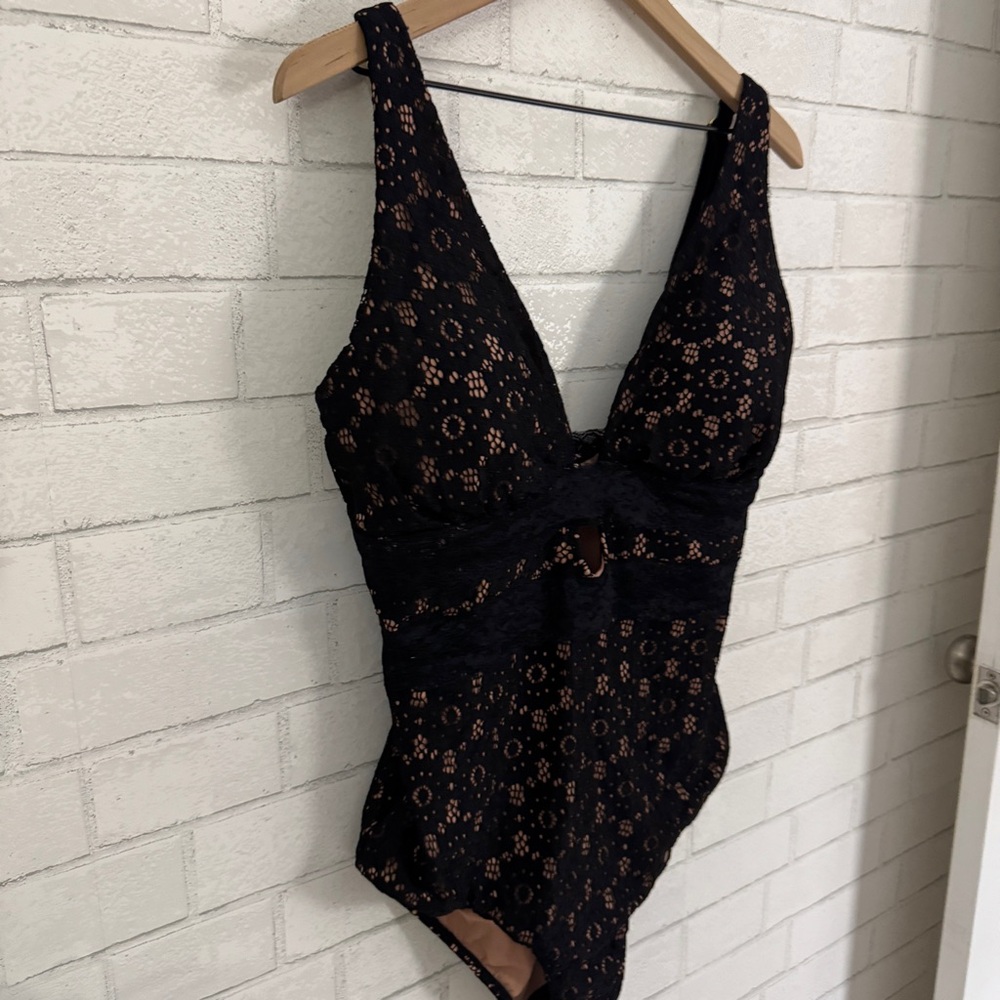 SWIMSUITS FOR ALL Black Lace Plunge One Piece Swimsuit - Picture 4 of 12